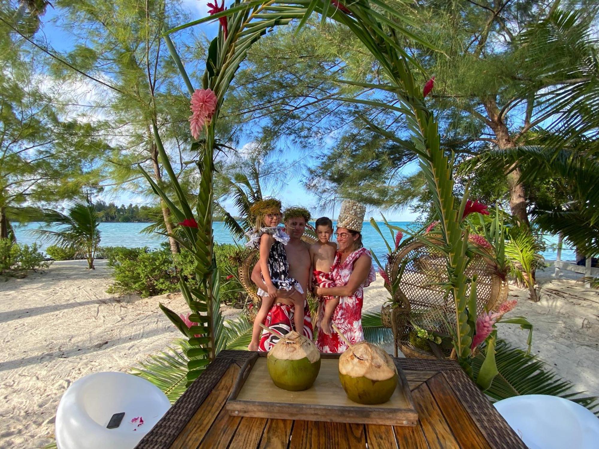 Only You Motu Bora Bora Bagian luar foto